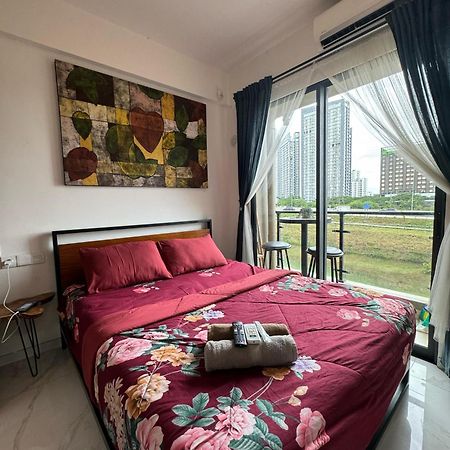 Stay N Cozy Apartemen Sky House Bsd By Sm Room Samporo Exterior foto